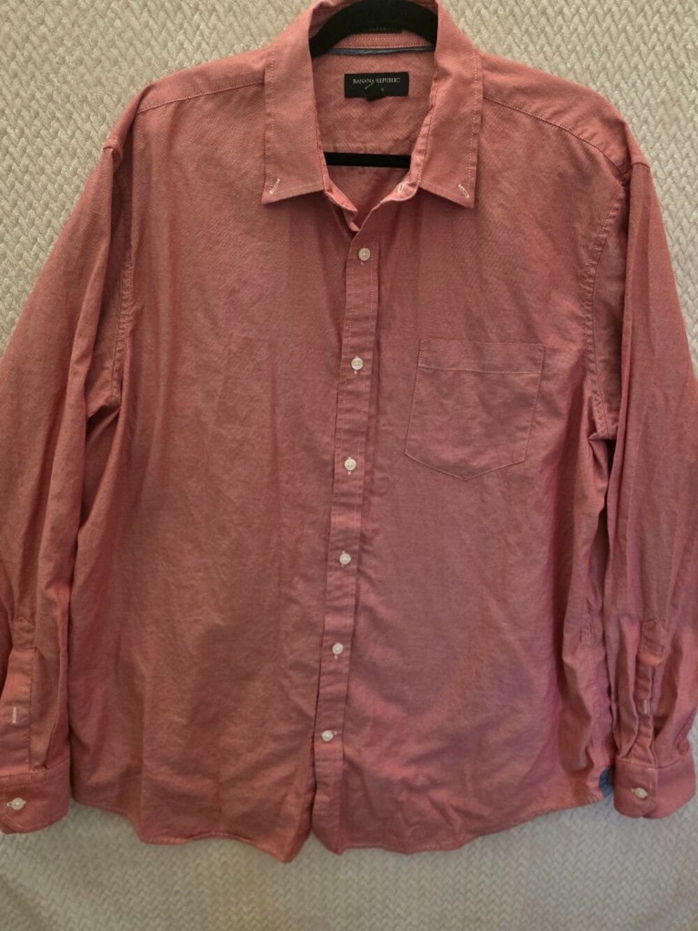 Mens Banana Republic 2XL Untucked Fit Oxford Salmon color